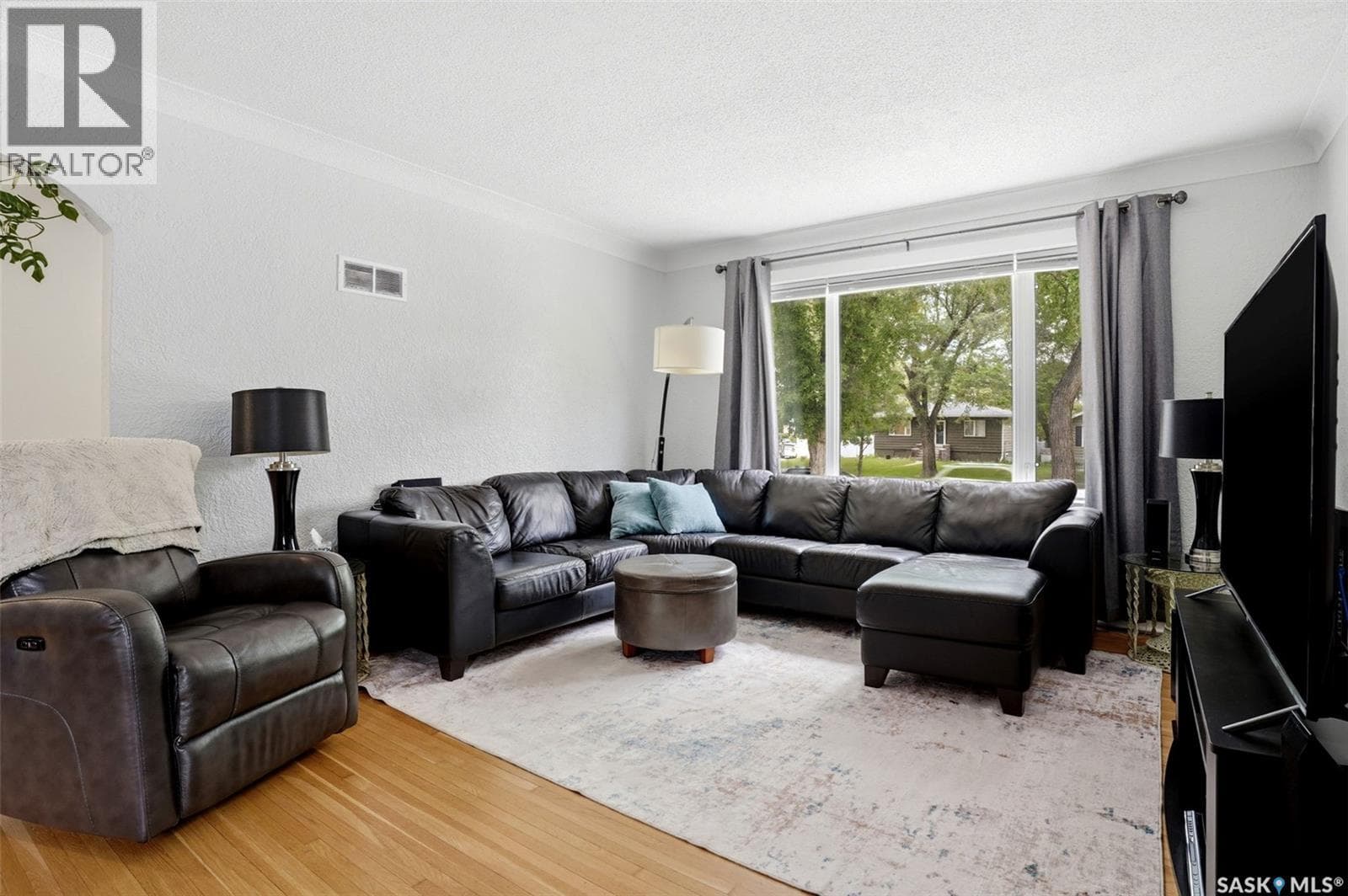 533 Broadway AVENUE — photo 4