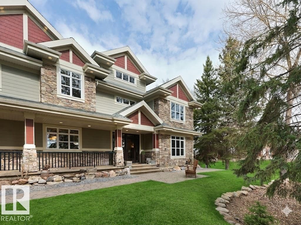 112 WINDERMERE DR NW