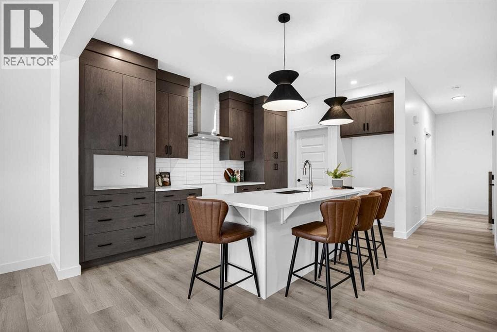 214 Bayview Park SW — photo 2