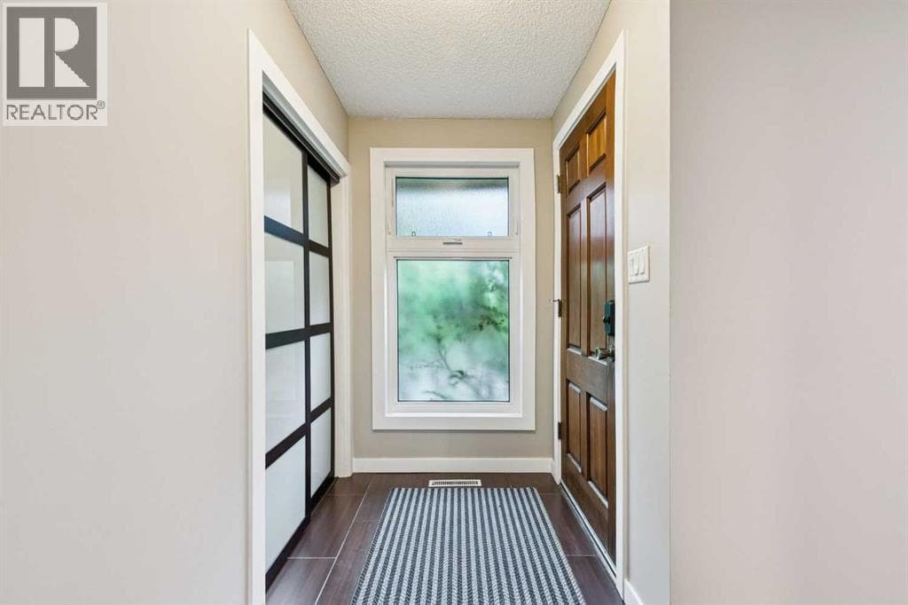 3212 Conrad Drive NW — photo 2