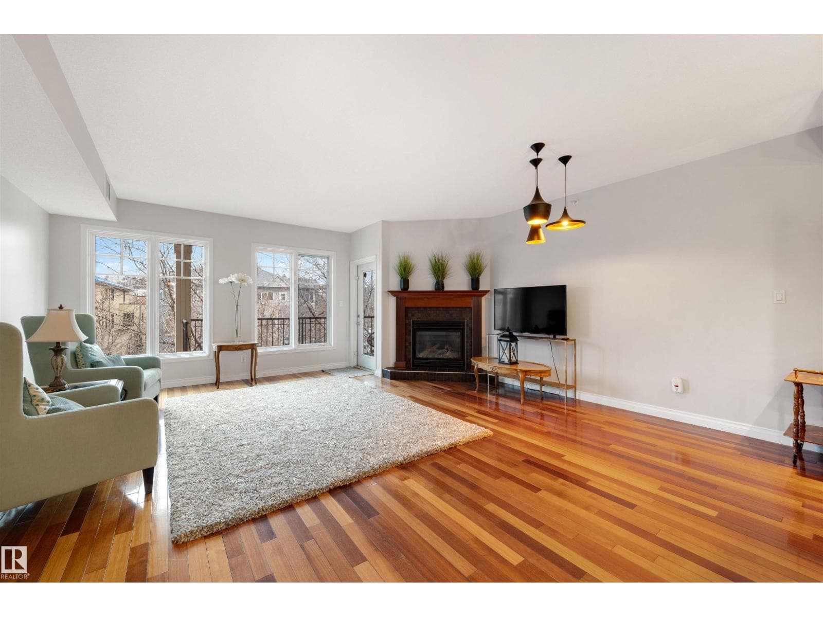 #305 9803 96A ST NW — photo 5