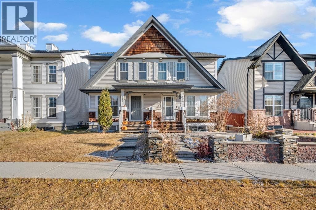 207 Elgin Meadows Gardens SE — photo 2