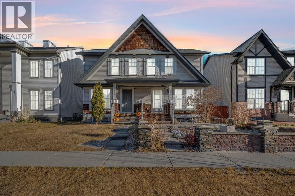 207 Elgin Meadows Gardens SE