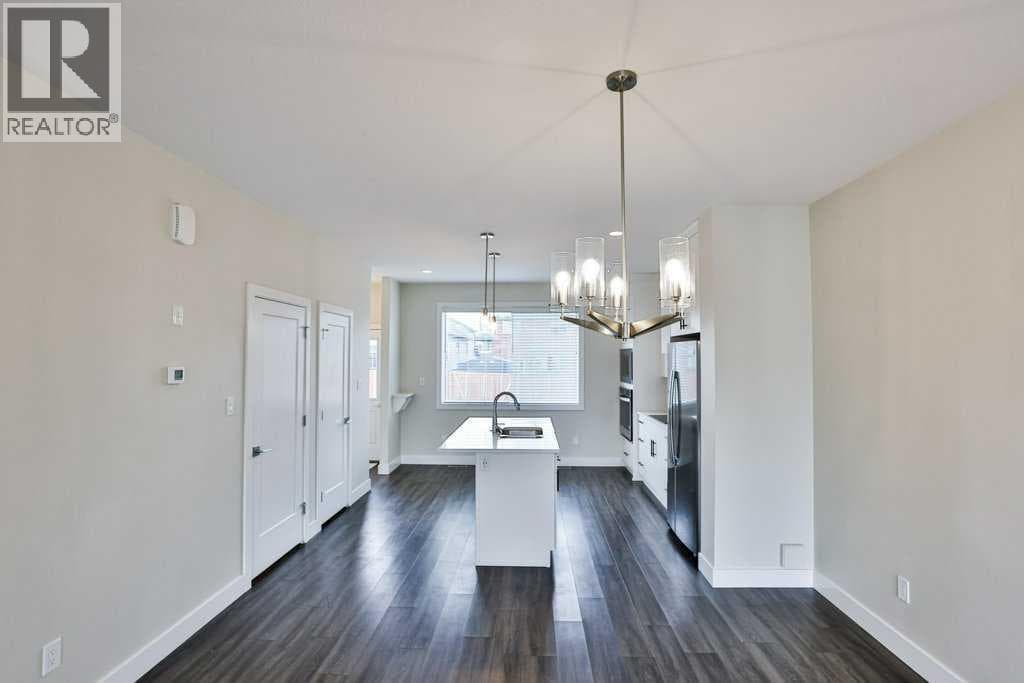 267 Grassland Boulevard W — photo 5