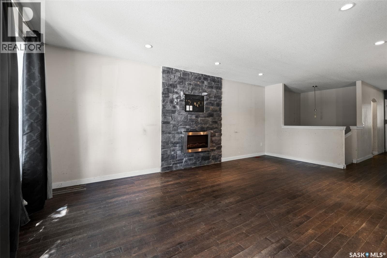 1861 Broder STREET — photo 3