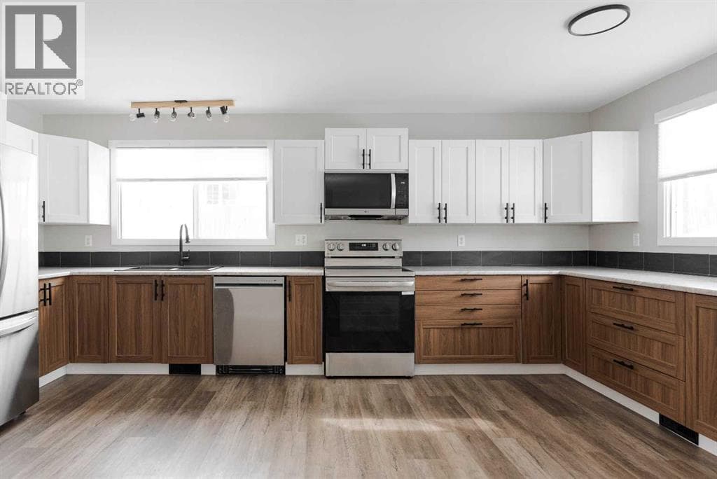 209 Woodland Drive — photo 3