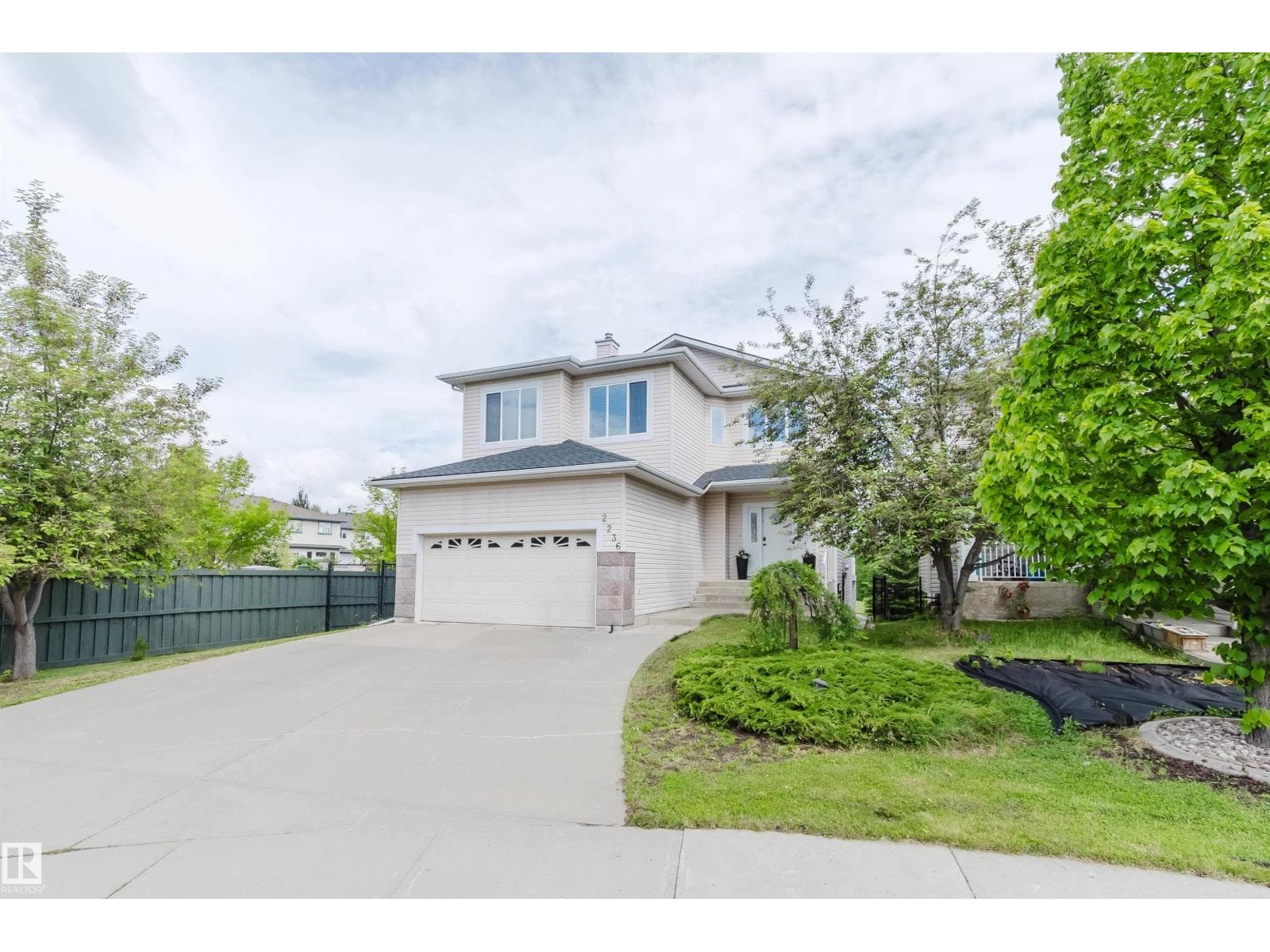 2236 GARNETT CT NW — photo 2