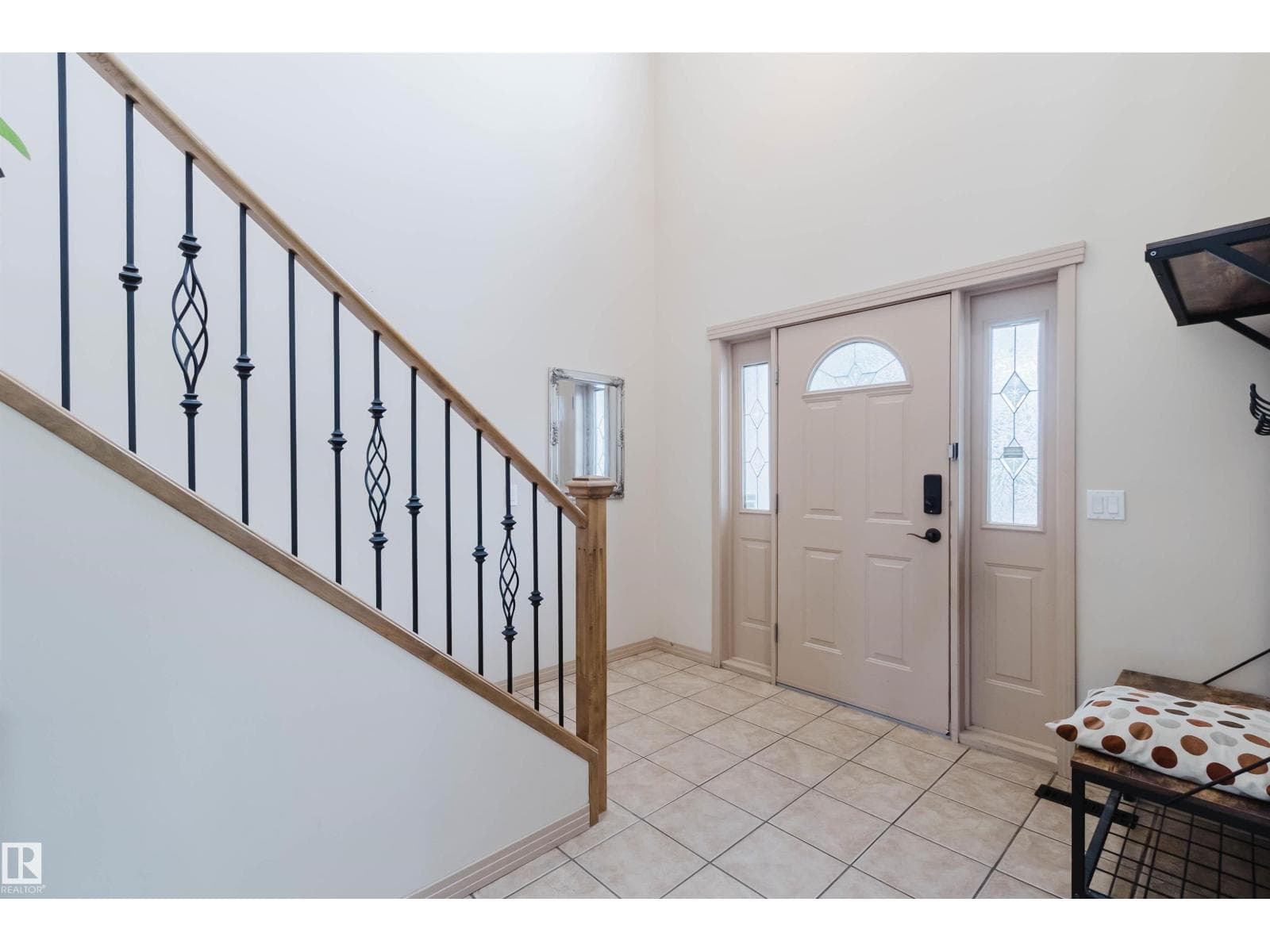 2236 GARNETT CT NW — photo 5