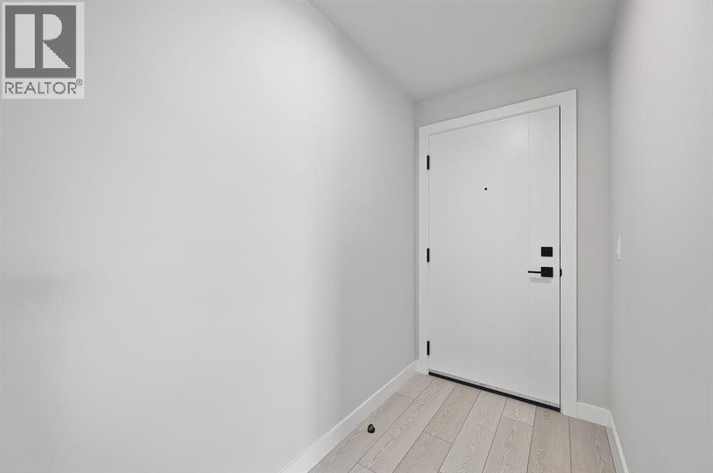 841, 110 18A Street NW — photo 3