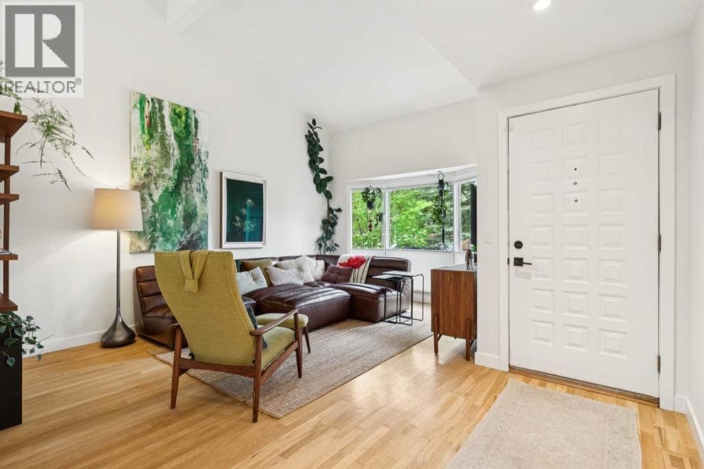 312 Shawcliffe Circle SW — photo 2