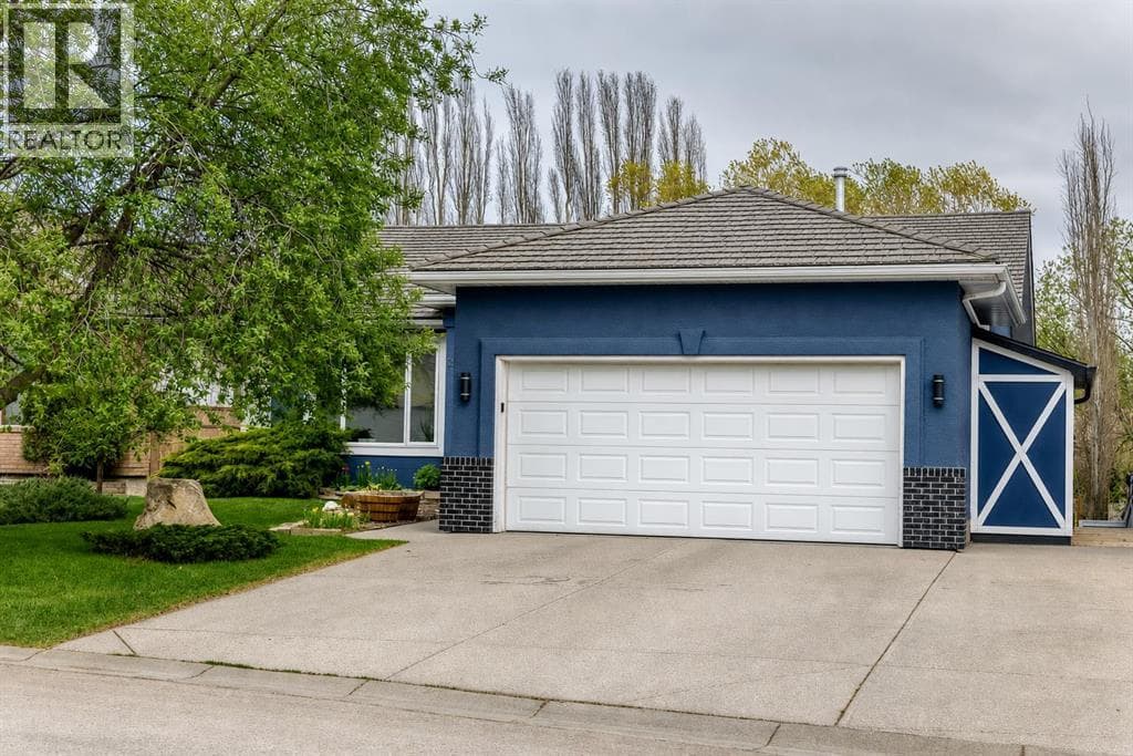 260 Westchester Way — photo 3