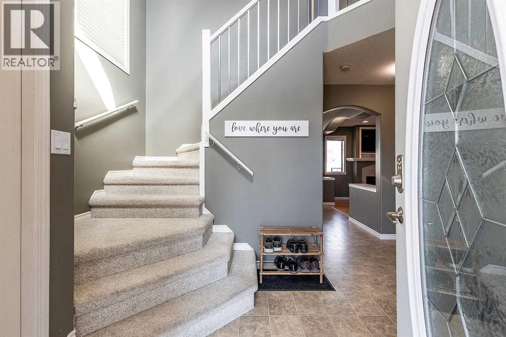 600 Stark Way SE — photo 3