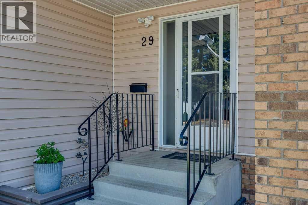 29, 2821 Botterill Crescent — photo 4
