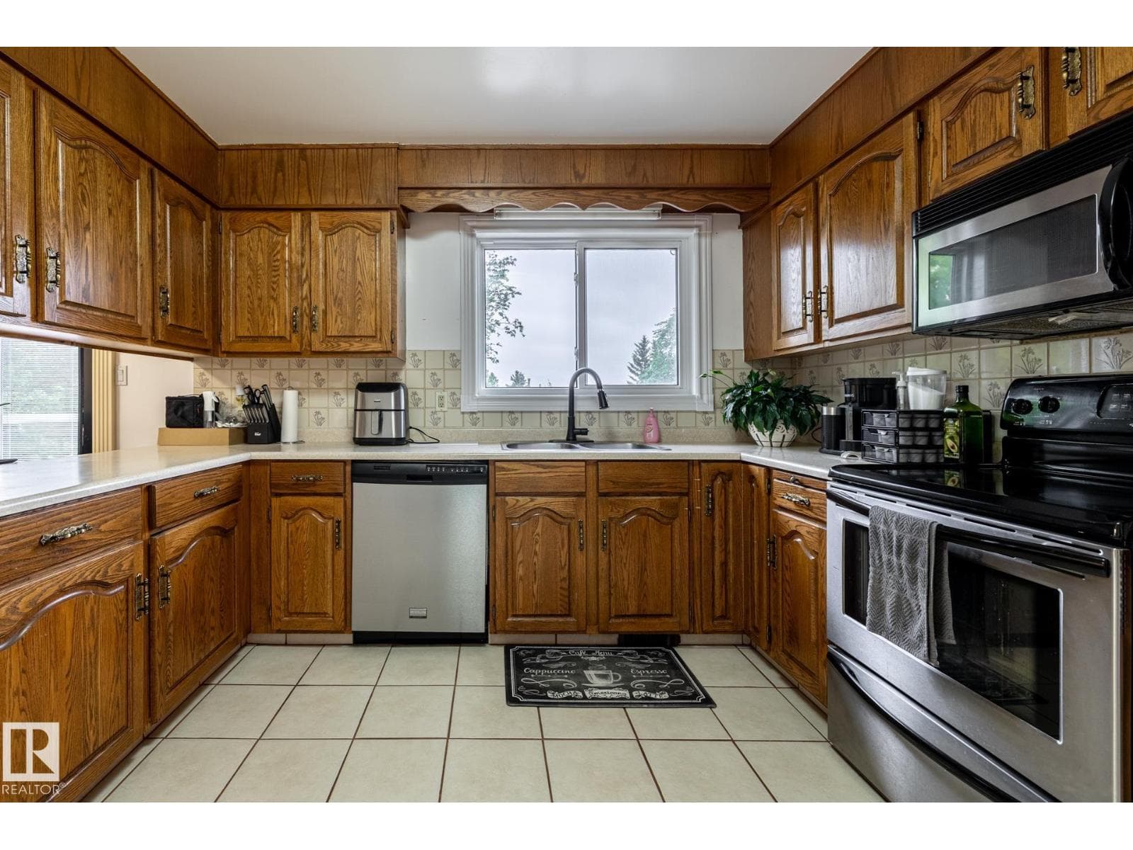 16312 119 ST NW