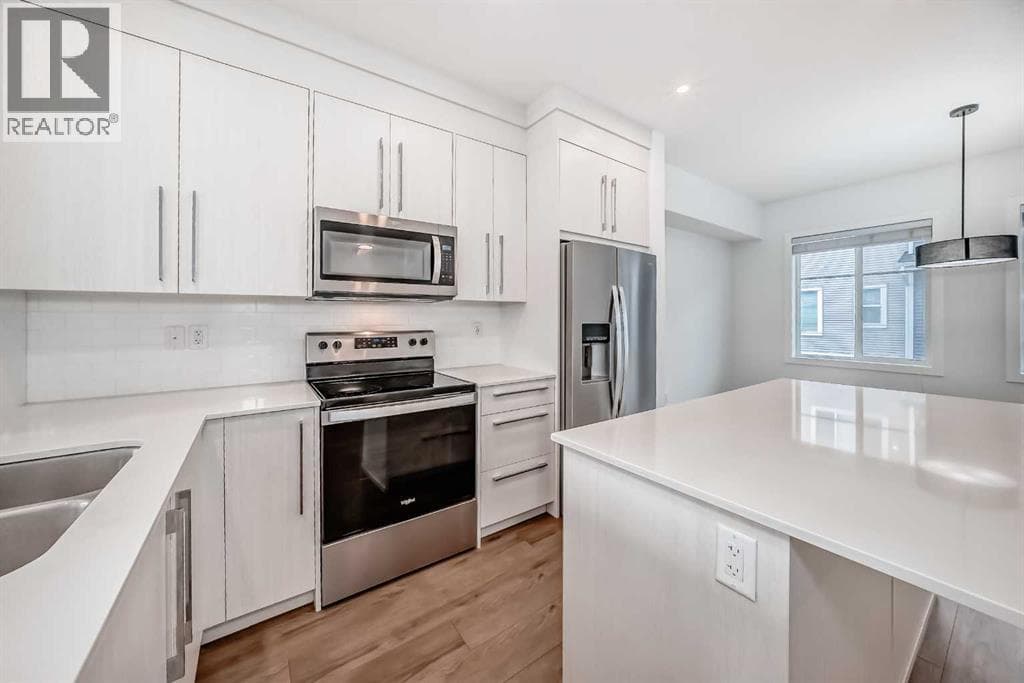 154 Savanna Street NE — photo 4