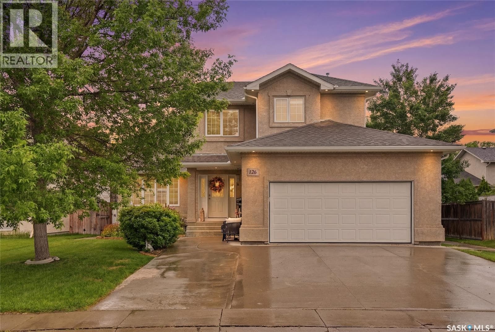 126 Beechmont CRESCENT