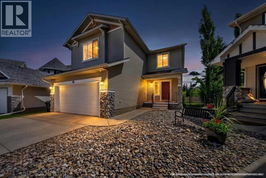 18 Cougarstone Bay SW — photo 3