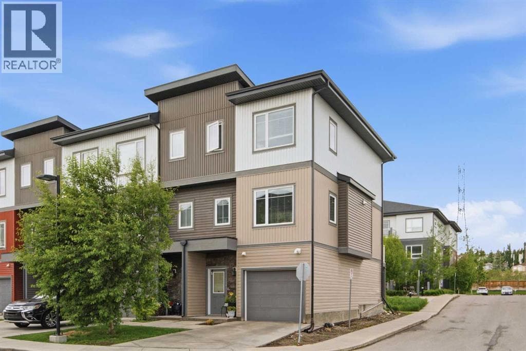 2101, 5305 32 Avenue SW — photo 3