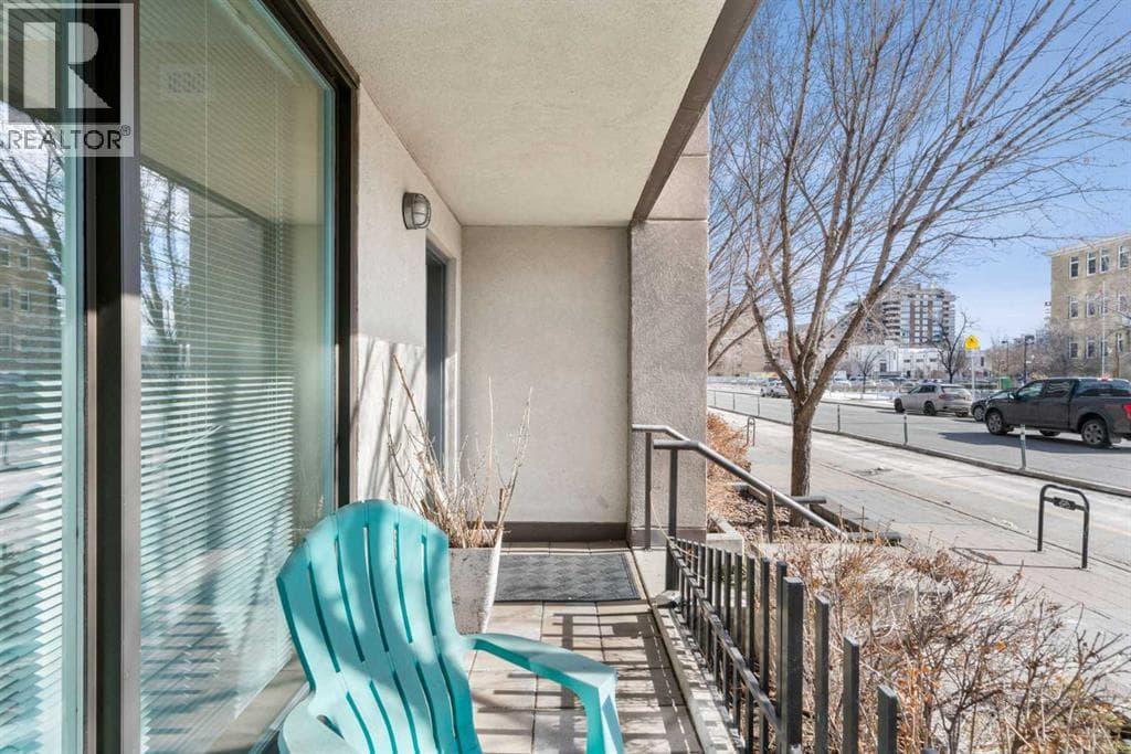 1132 12 Avenue SW — photo 2