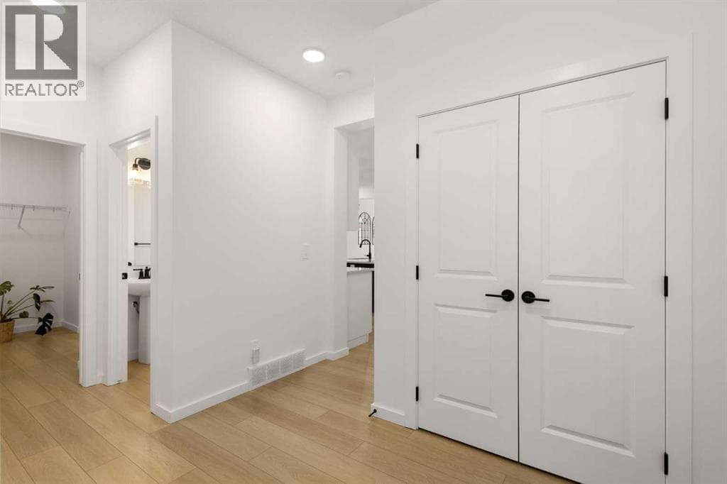 50 Royston Terrace NW — photo 5
