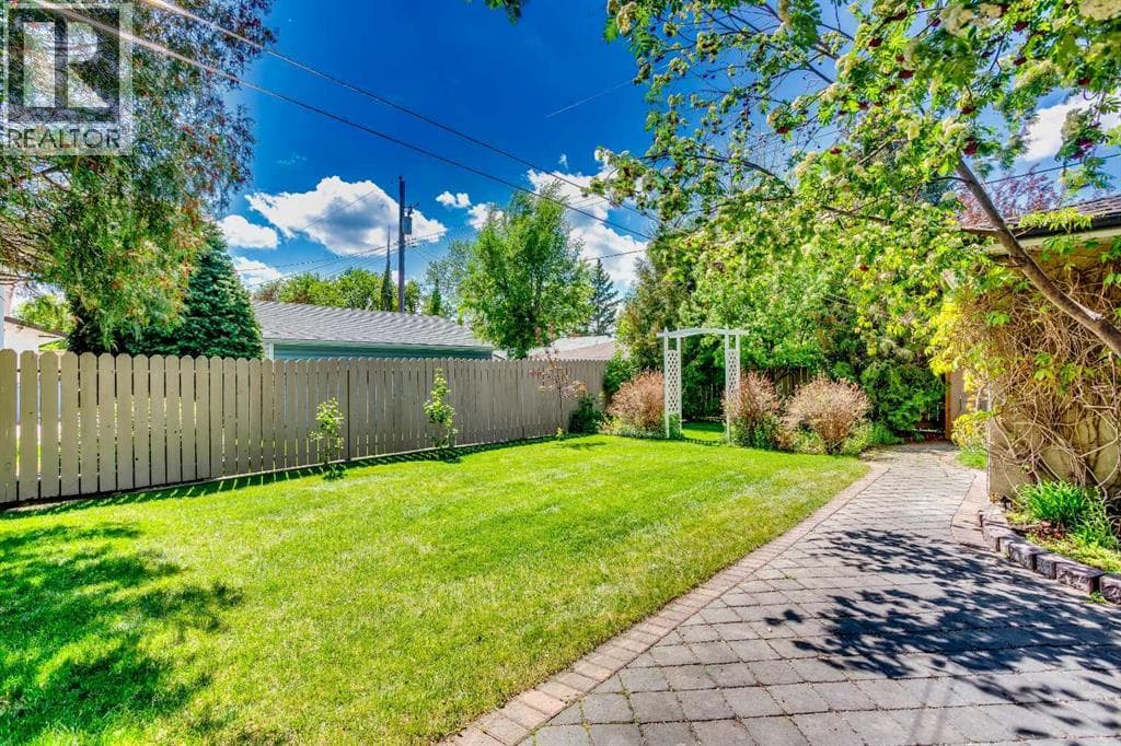 108 Silver Springs Drive NW — photo 4