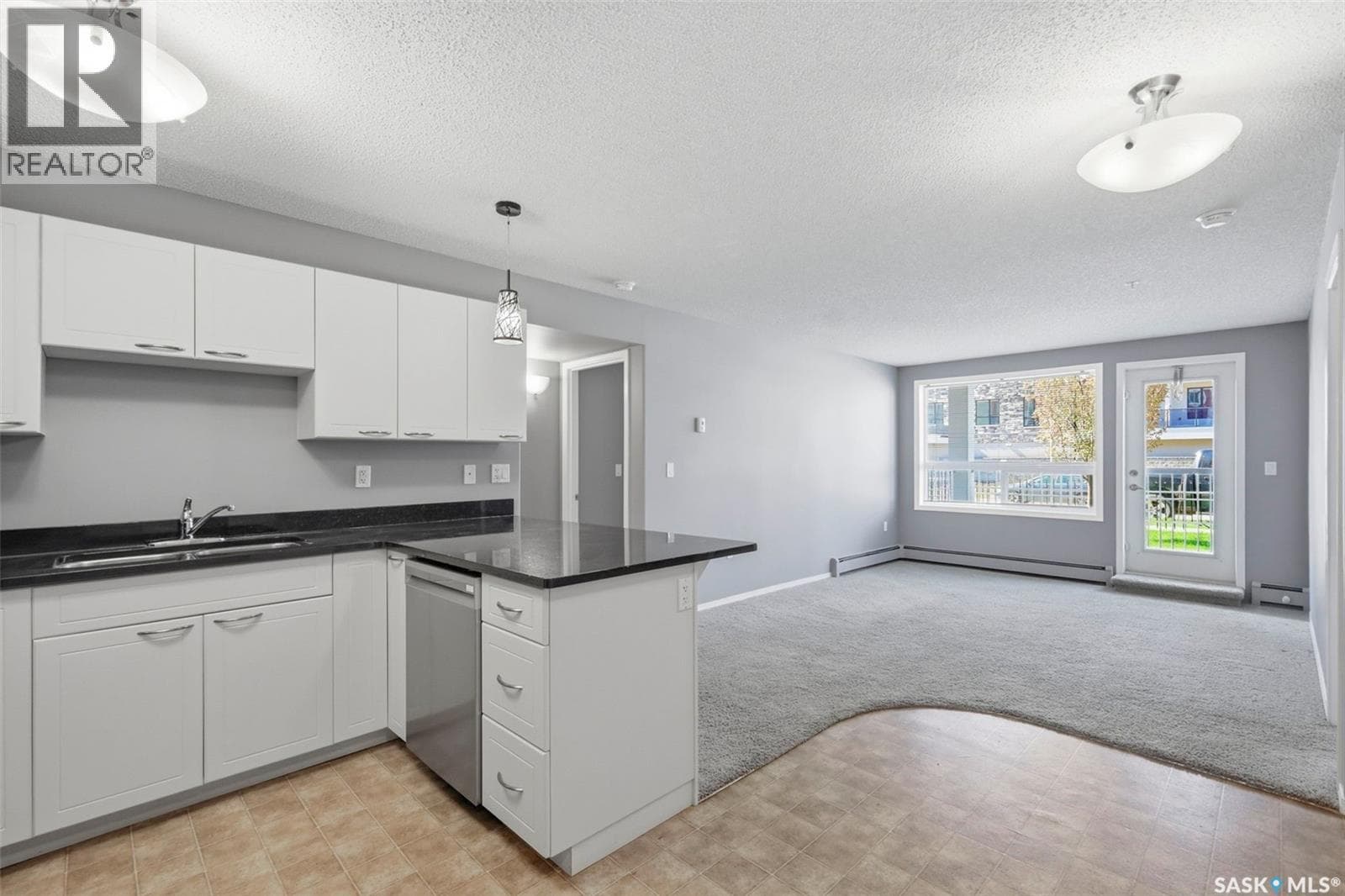 120 150 Pawlychenko LANE — photo 3
