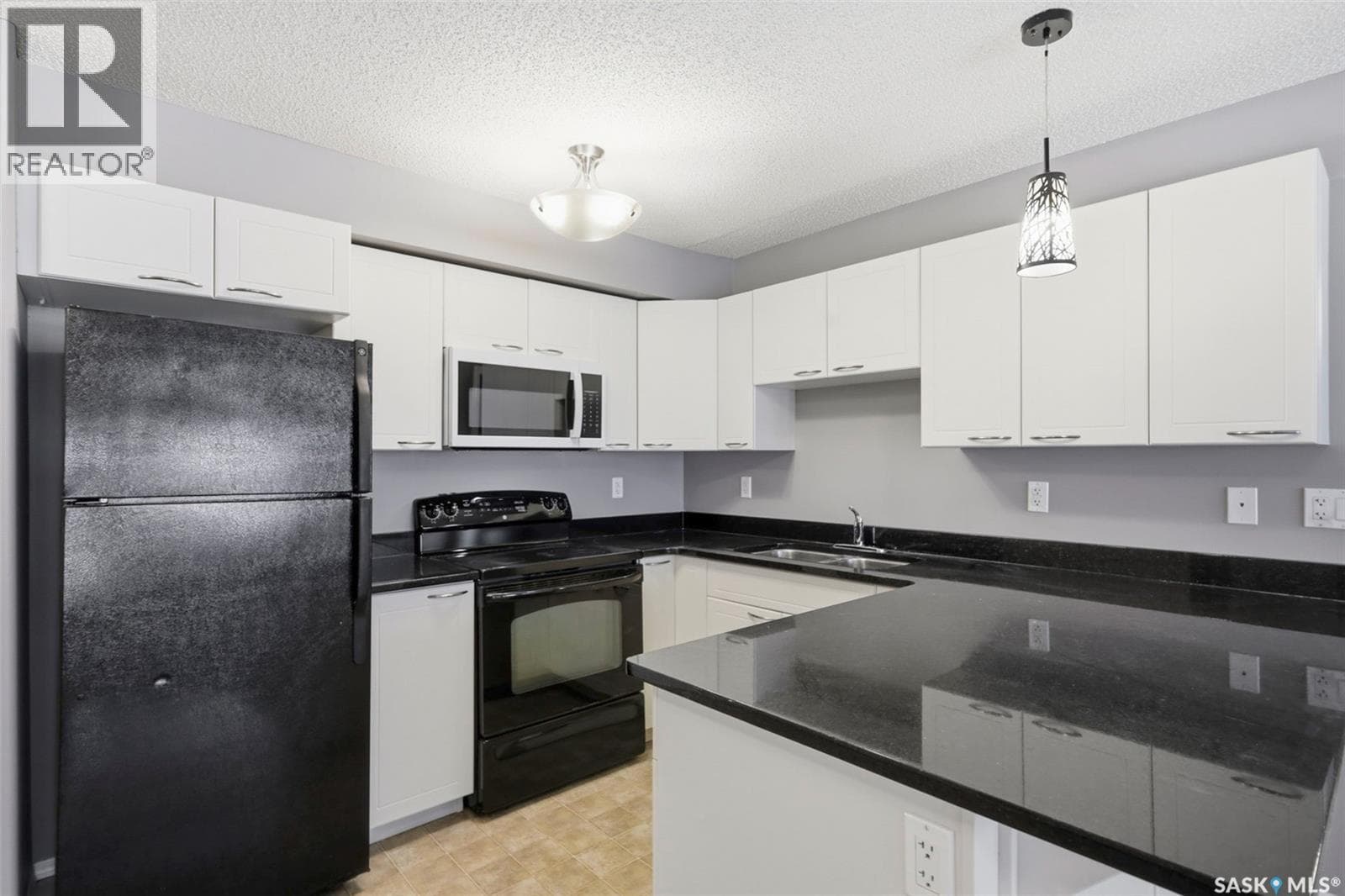 120 150 Pawlychenko LANE — photo 4