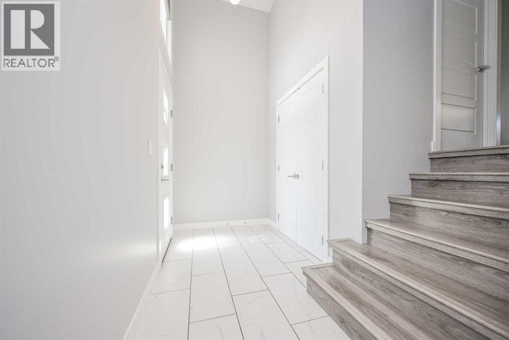 9086 81 Avenue — photo 3