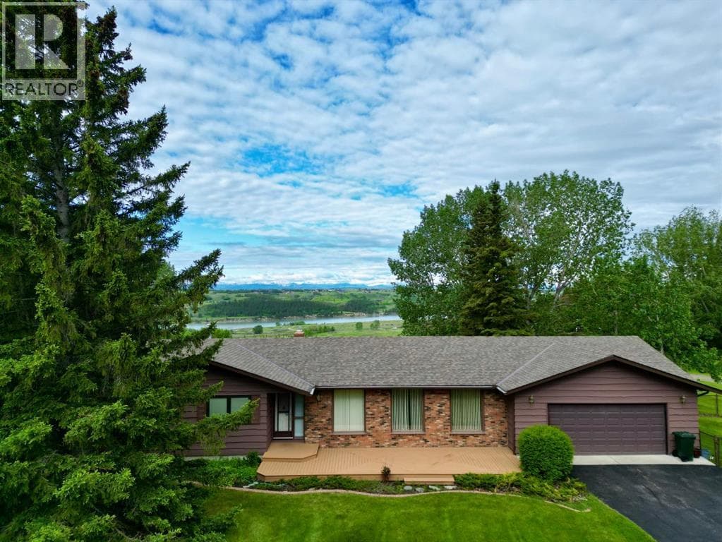 119 Bearspaw Village Crescent — photo 4
