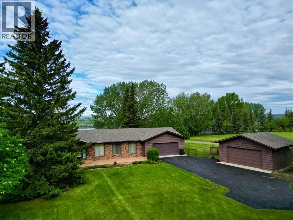 119 Bearspaw Village Crescent — photo 5
