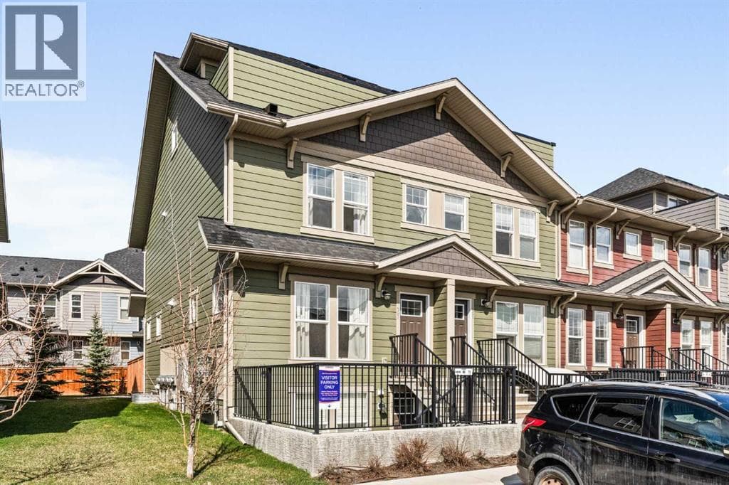 463 Cranbrook Square SE