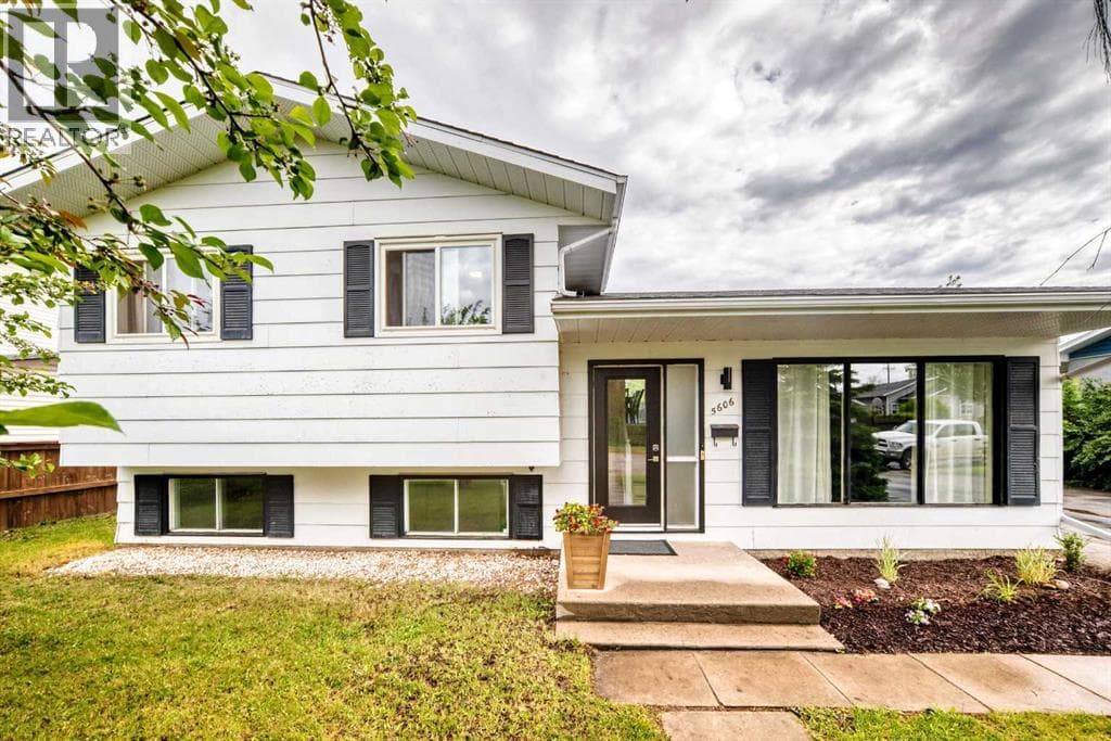 5606 51 Street — photo 3