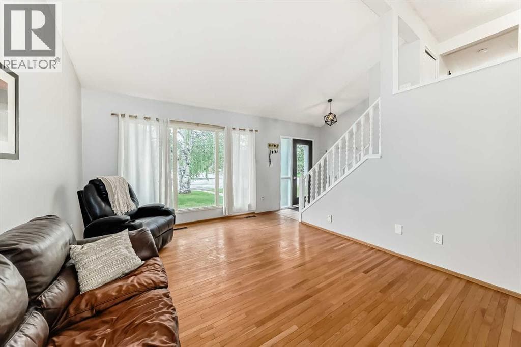 5606 51 Street — photo 5