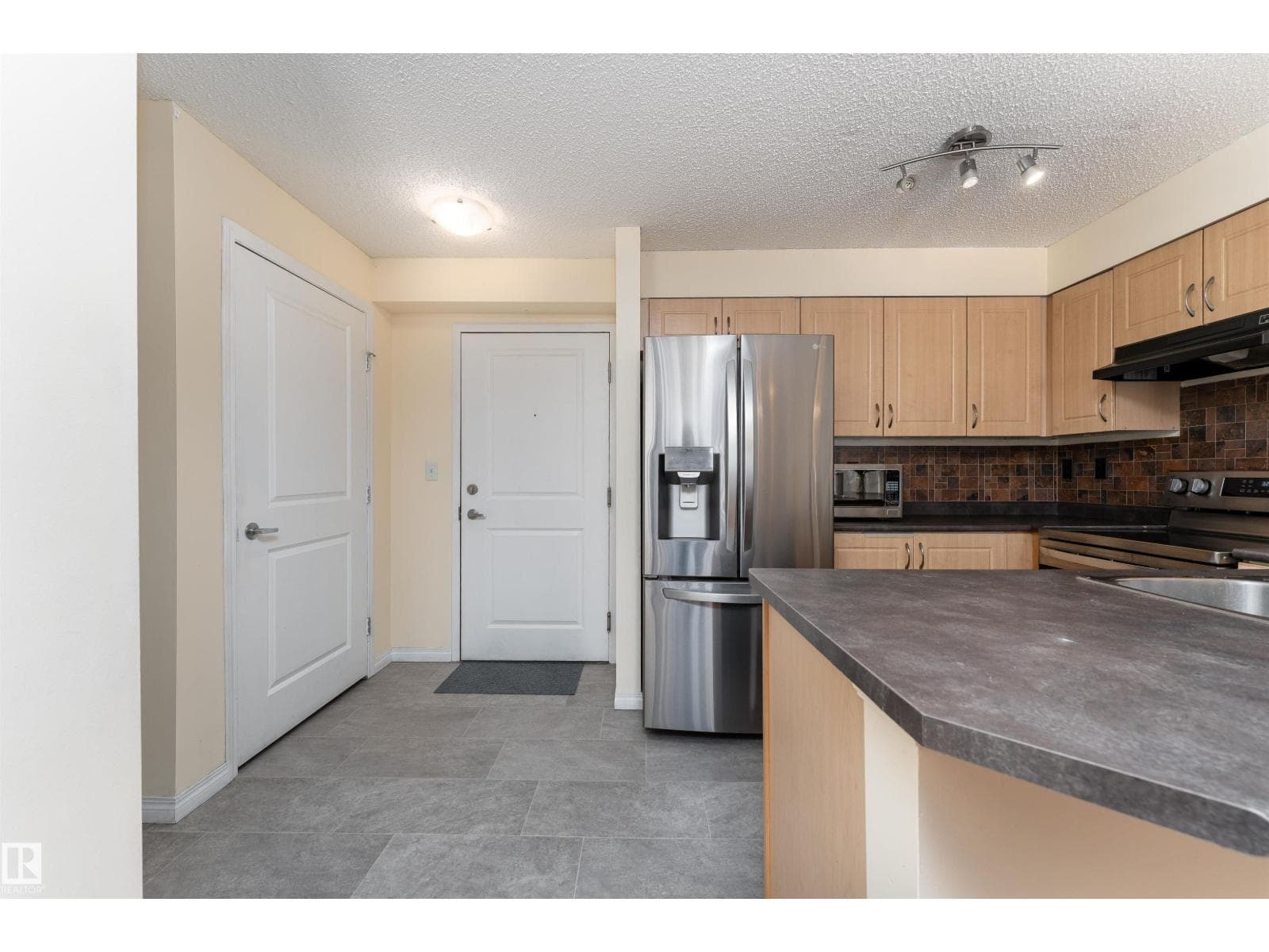 #317 11441 ELLERSLIE RD SW — photo 3