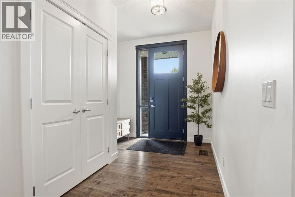 37 Walden Park SE — photo 4
