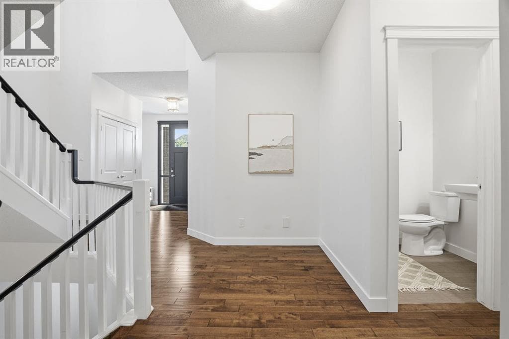 37 Walden Park SE — photo 5