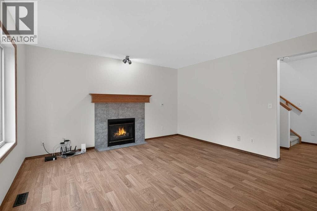 161 Tuscarora Close NW — photo 3