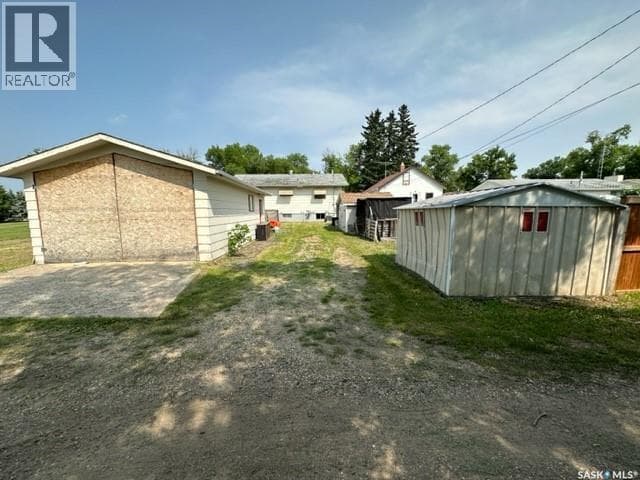 237 Windsor AVENUE — photo 3