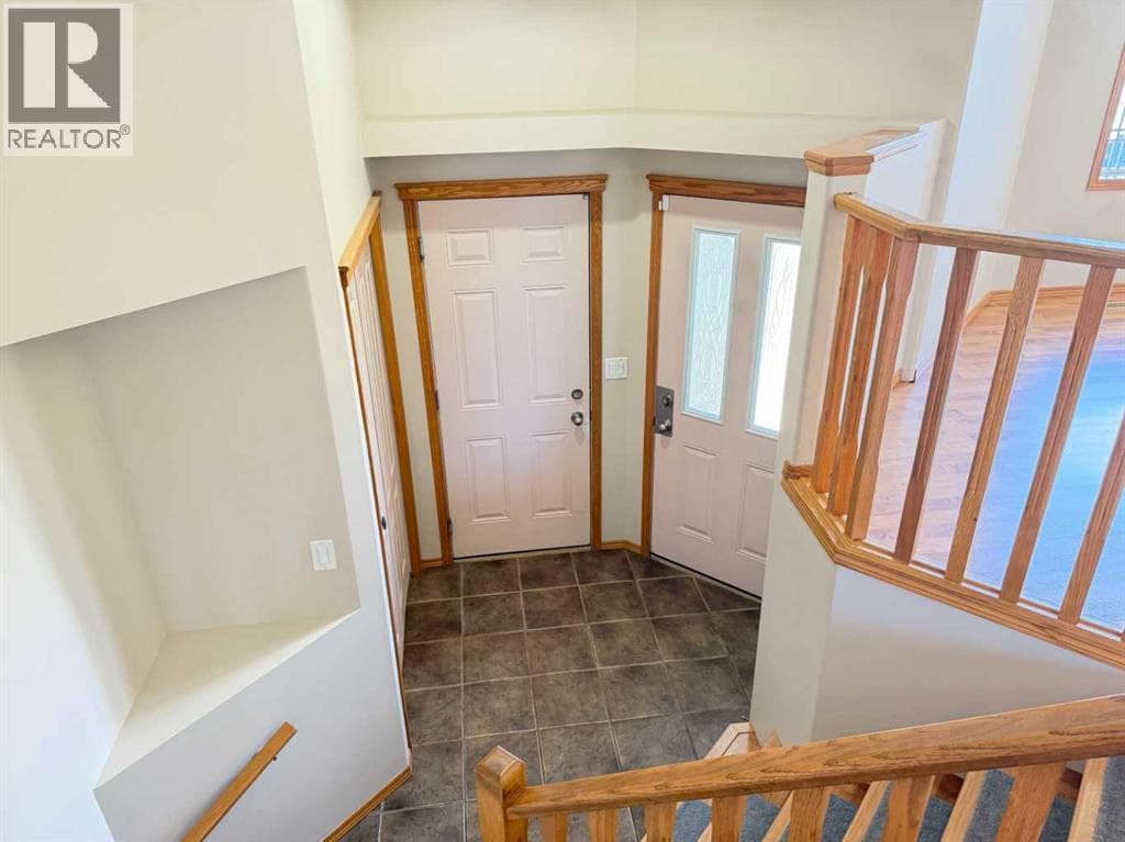 144 Pinnacle Avenue — photo 2