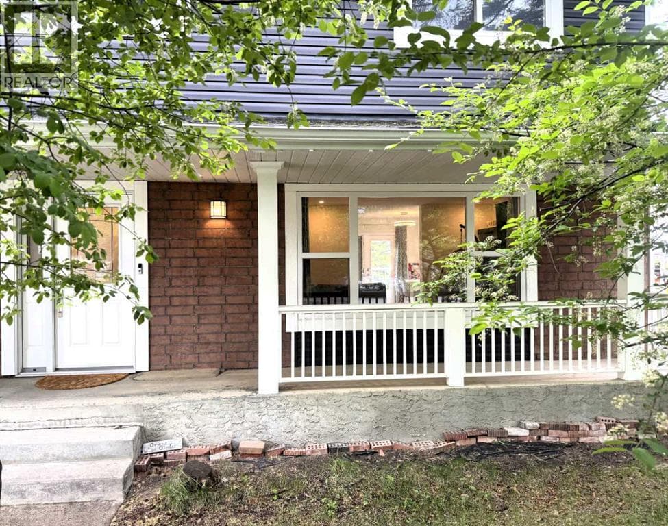 5105 13 Avenue — photo 3