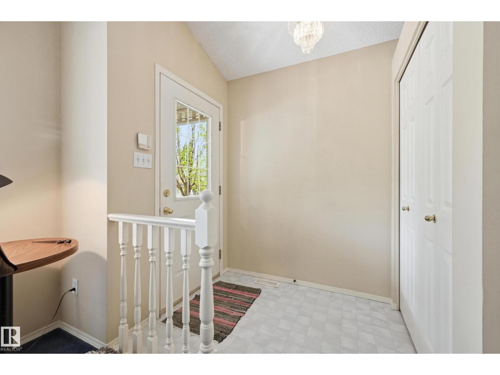 2050 TANNER WD NW — photo 4