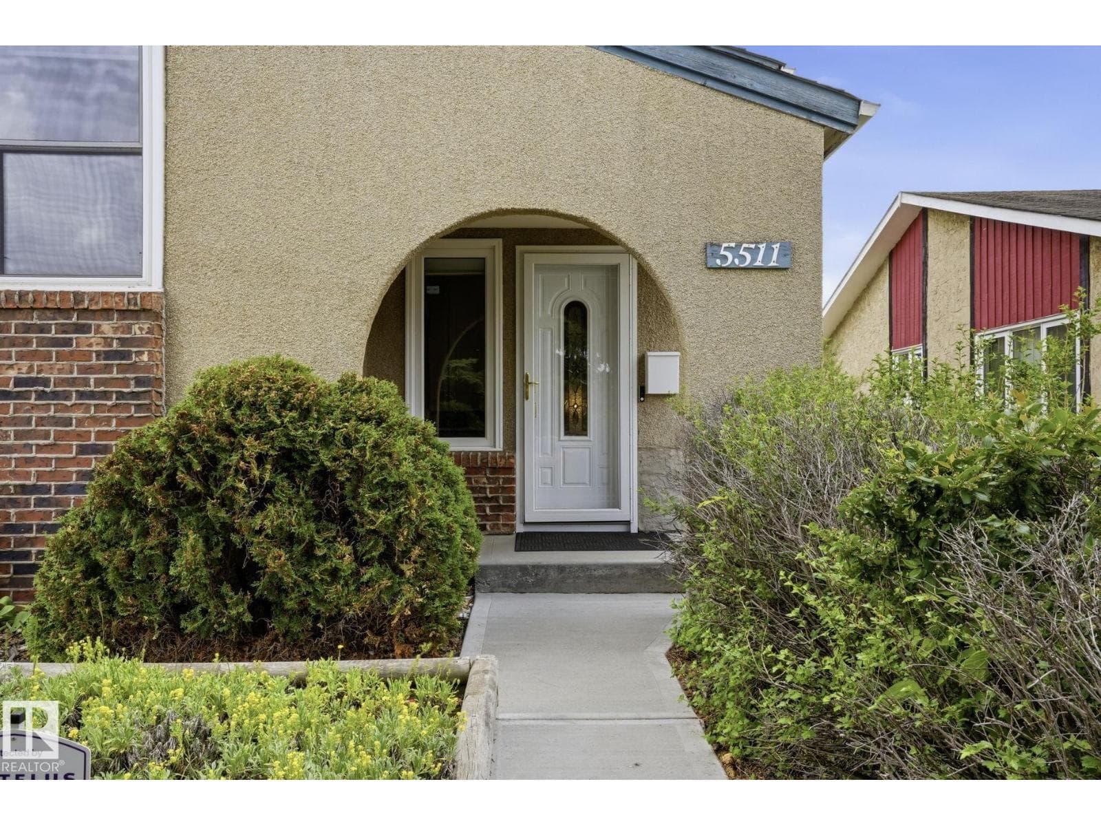 5511 10 AV NW — photo 3