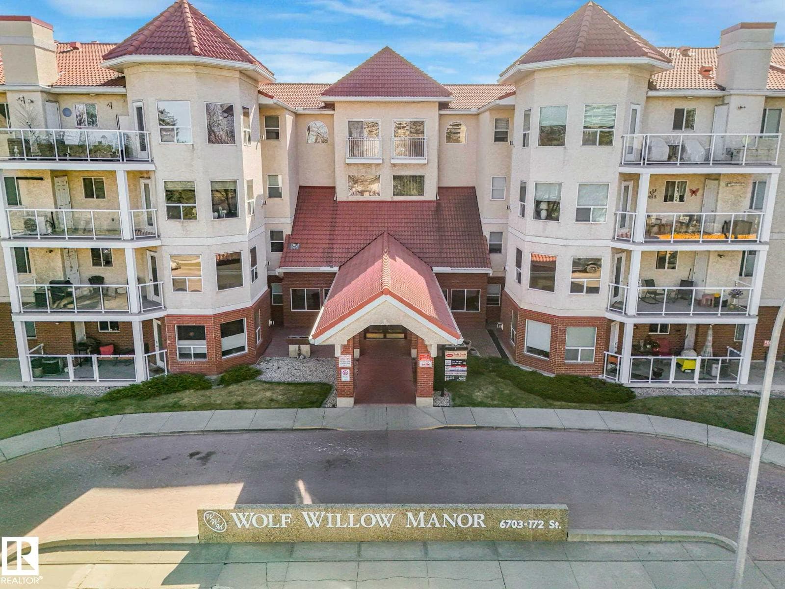 #403 6703 172 ST NW