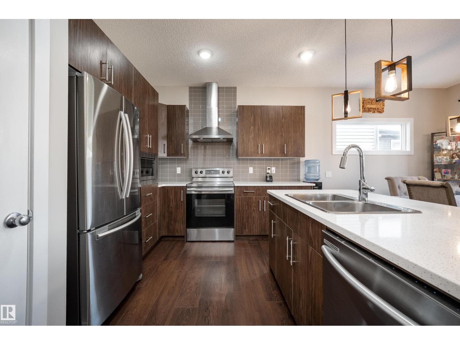 3222 CHERNOWSKI WY SW — photo 5