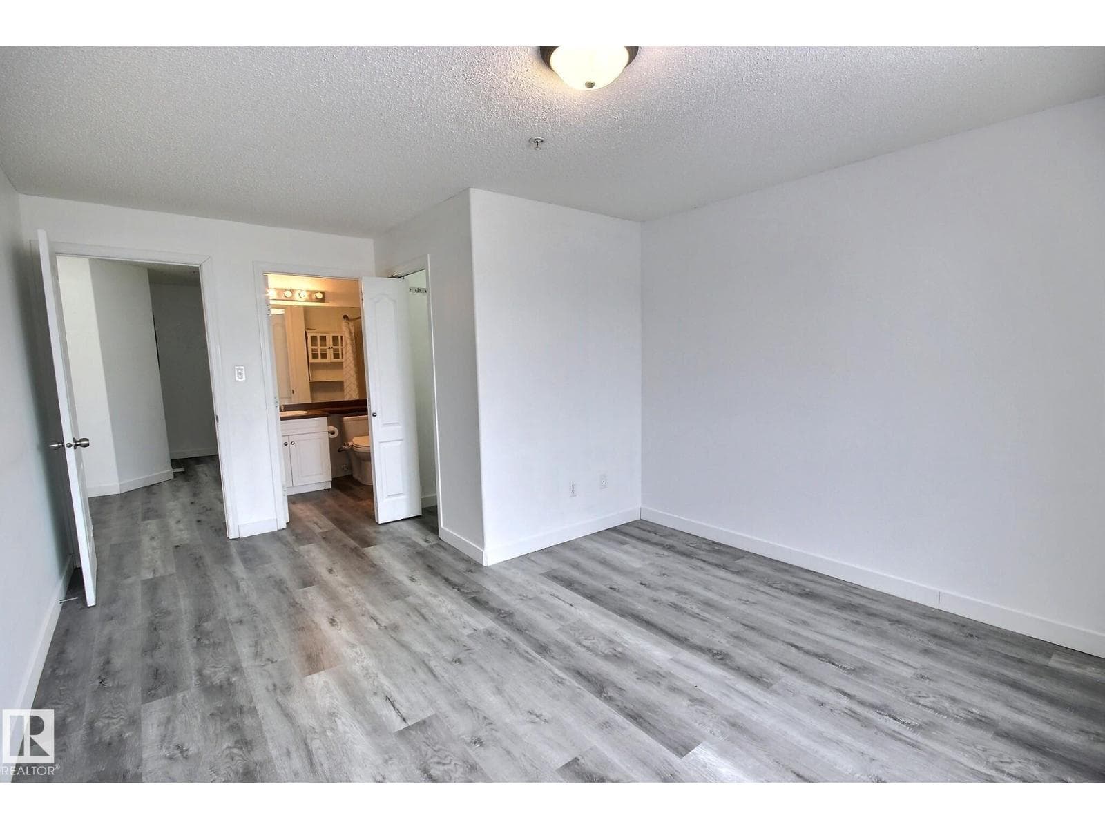 #222 111 EDWARDS DR SW — photo 5