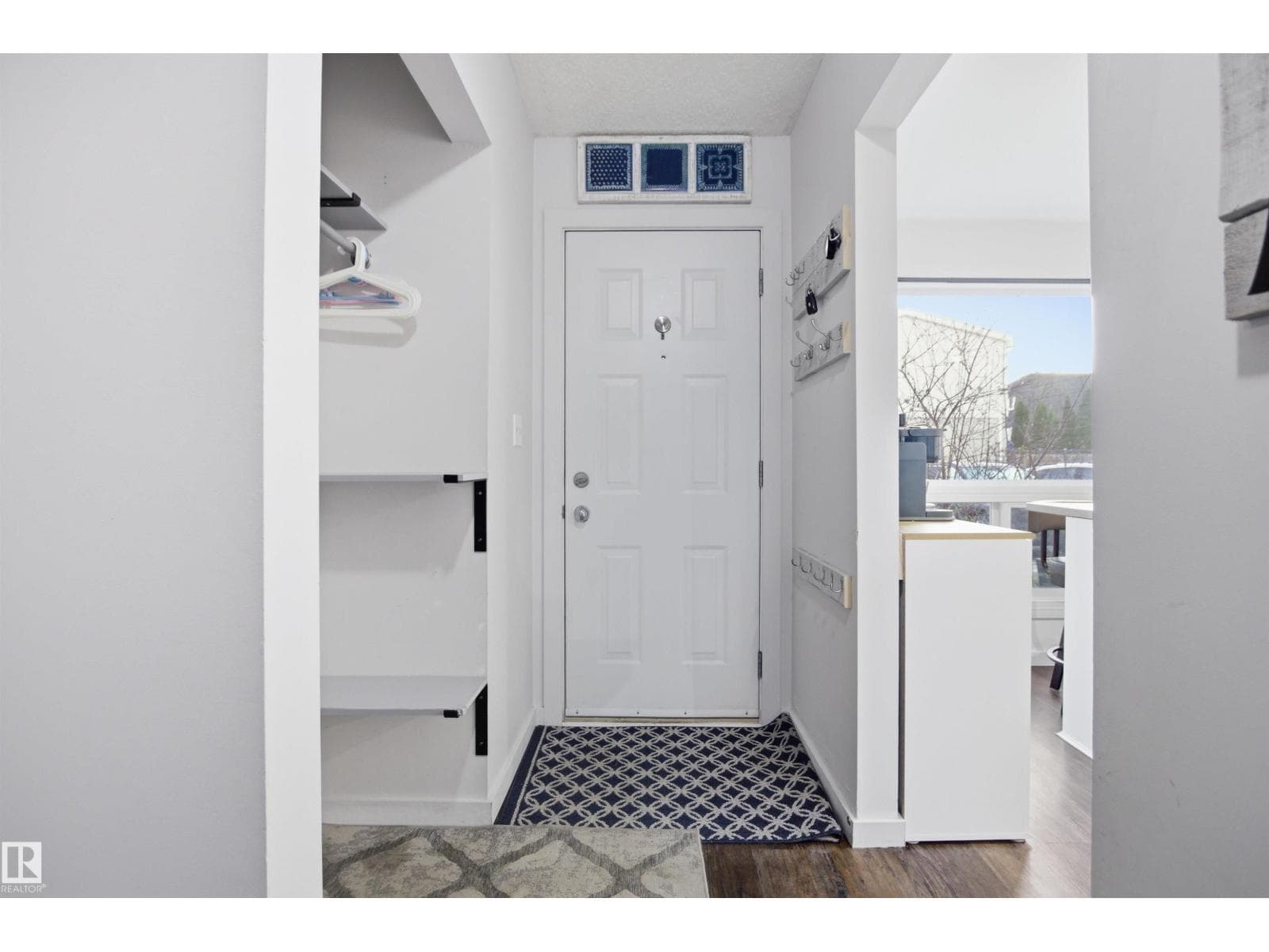 344 GRANDIN VG — photo 3