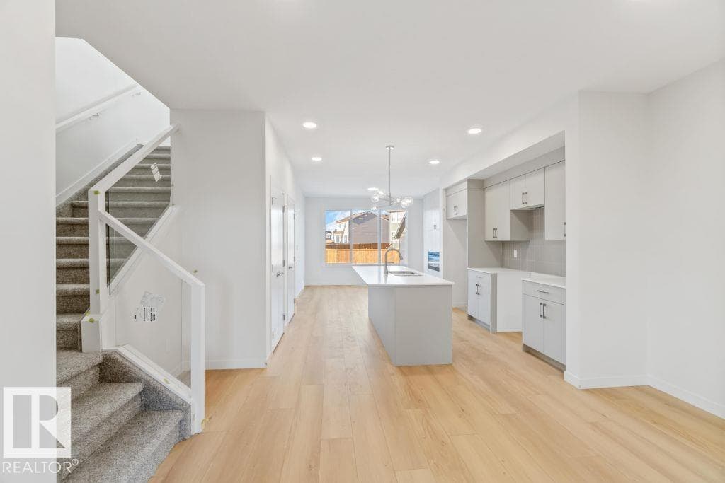 455 30 ST SW — photo 5