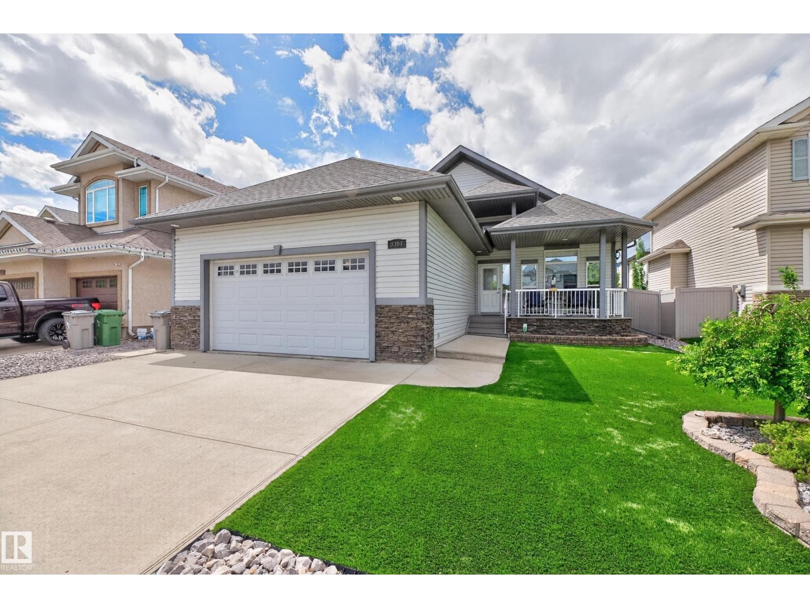 3304 64 ST