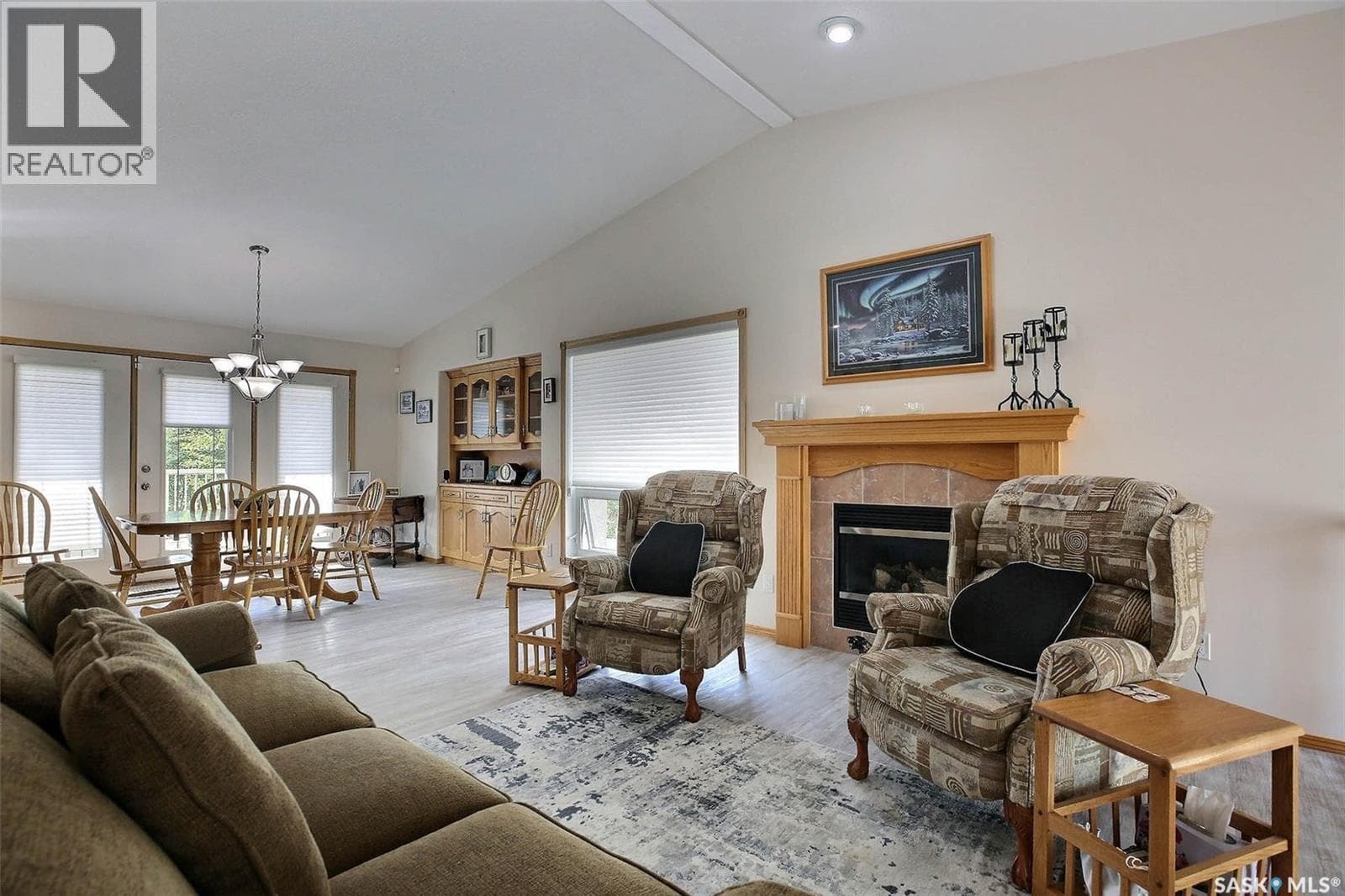 5082 Fahlman CRESCENT — photo 3