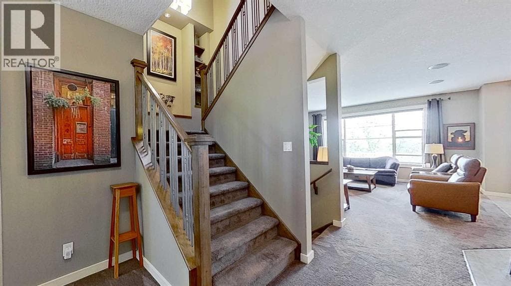 70 Panamount Road NW — photo 3